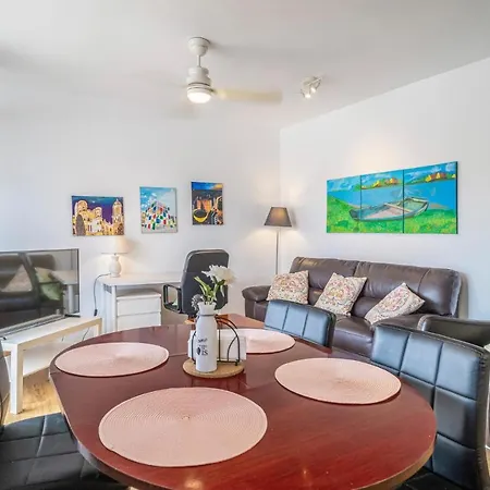 Beautiful Apartment In Malaga With Wifi Exterior photo